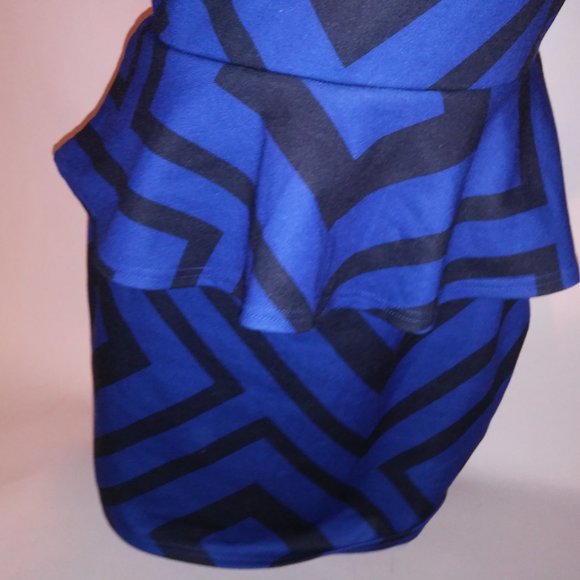 Dots Peplum Dress Large Black Blue Geo Sleeveless Scoop Neck Pencil Pit to Pit 1 - Picture 6 of 10